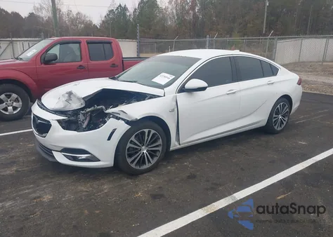 2018 Buick Regal Sportback Essence from USA, damaged, VIN W04GP6SX0J1119678